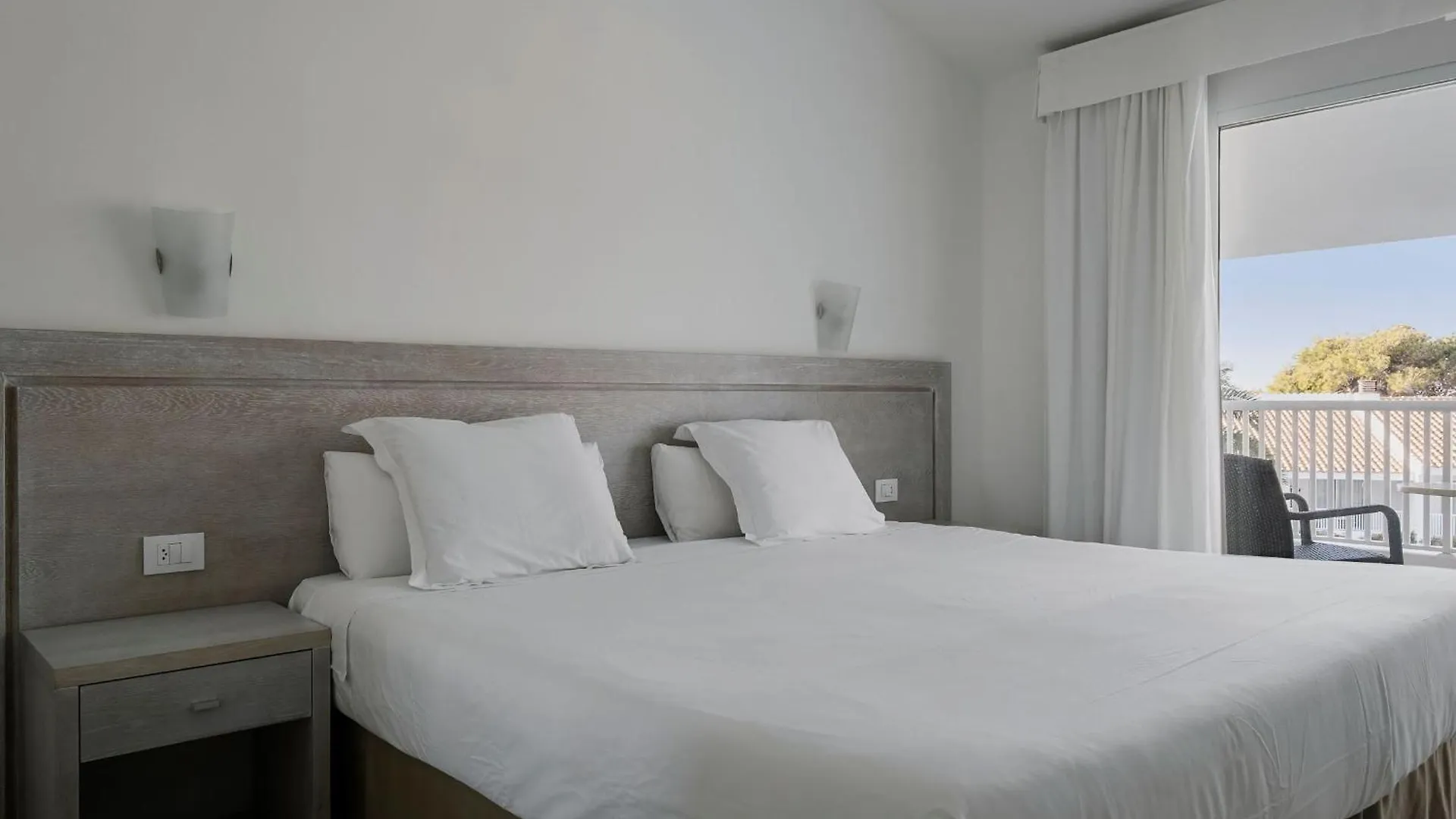 **** Aparthotel Prinsotel La Caleta Ciutadella  Spain